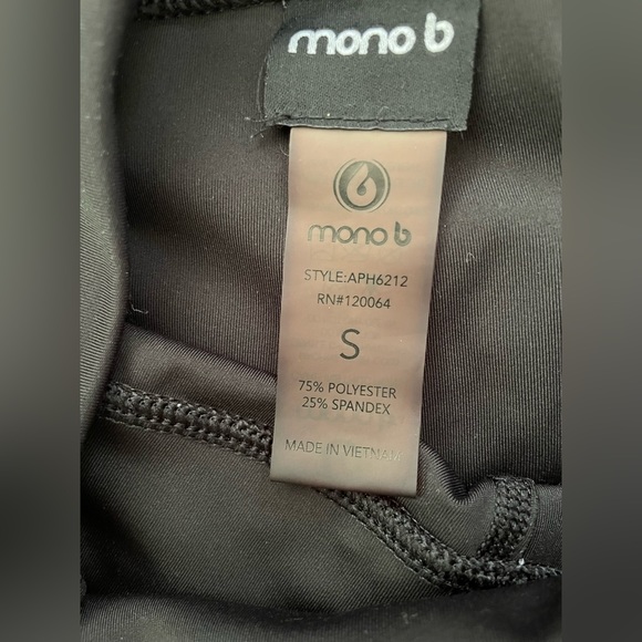 Black Leggings - Picture 4 of 4